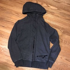 Men’s Lululemon zip up hoodie. Sz S. Dark grey/Black. EUC.